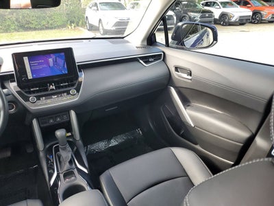 2023 Toyota Corolla Cross XLE