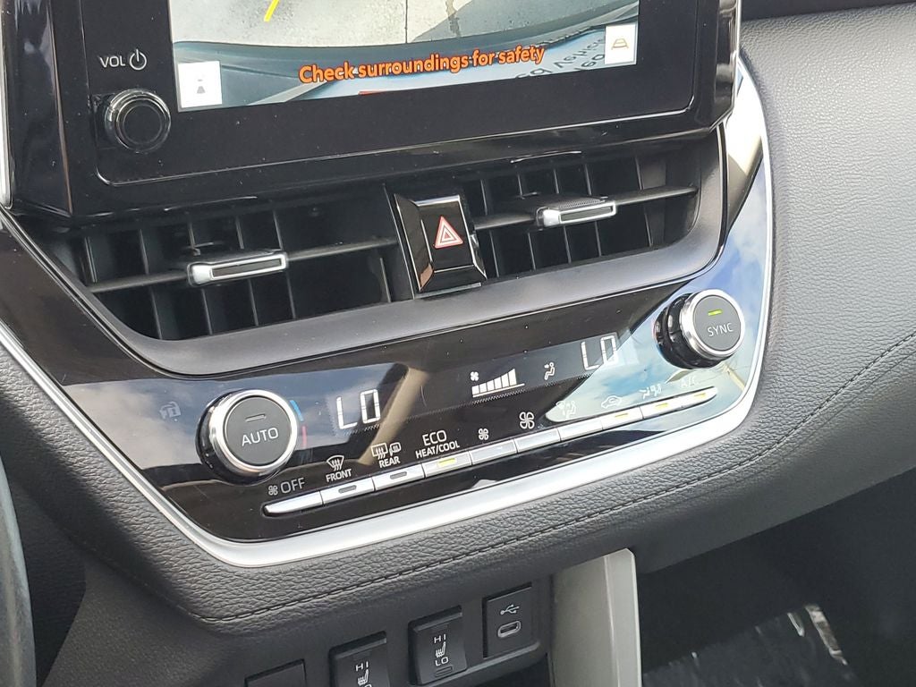 2023 Toyota Corolla Cross XLE