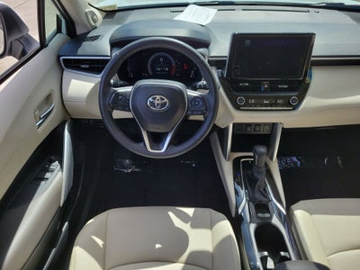 2023 Toyota Corolla Cross XLE