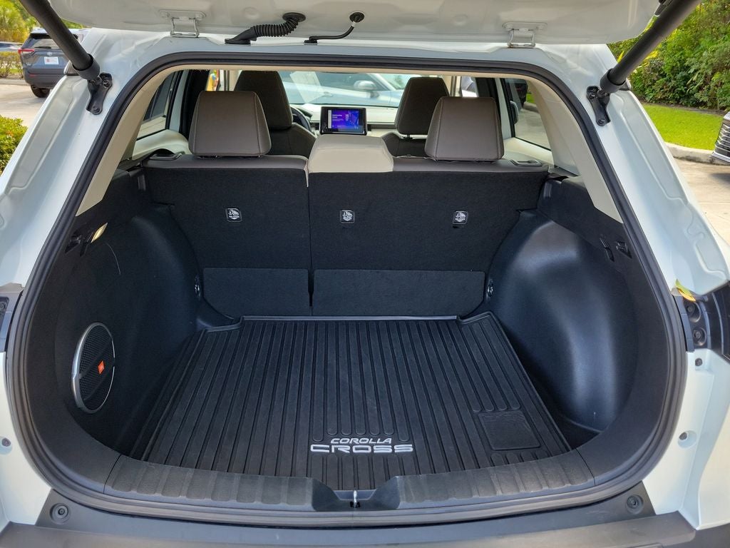 2023 Toyota Corolla Cross XLE