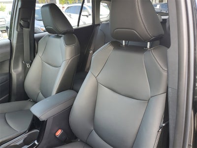 2022 Toyota Corolla Cross XLE