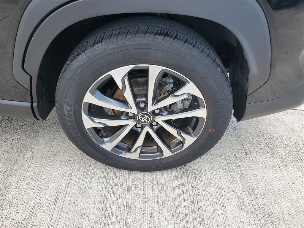 2022 Toyota Corolla Cross XLE