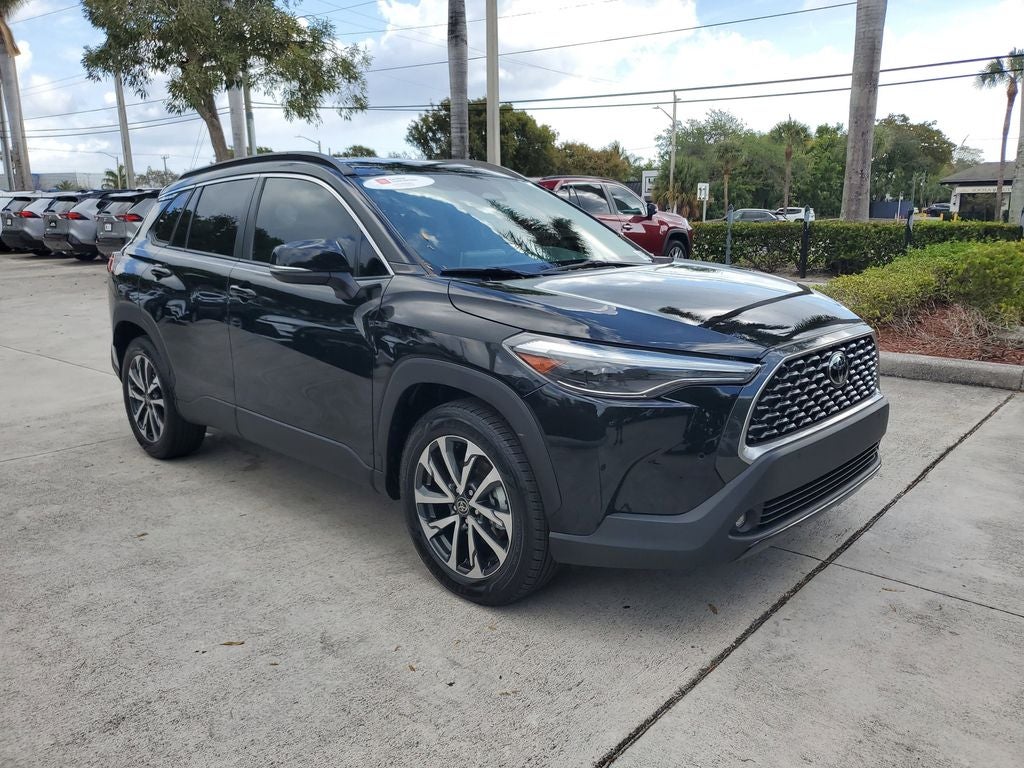 2023 Toyota Corolla Cross XLE