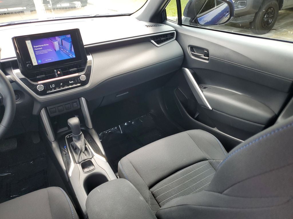 2024 Toyota Corolla Cross Hybrid SE