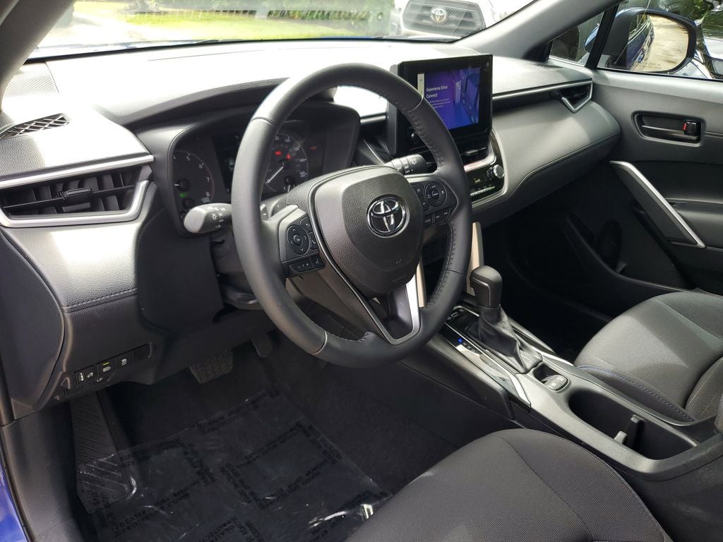 2024 Toyota Corolla Cross Hybrid SE