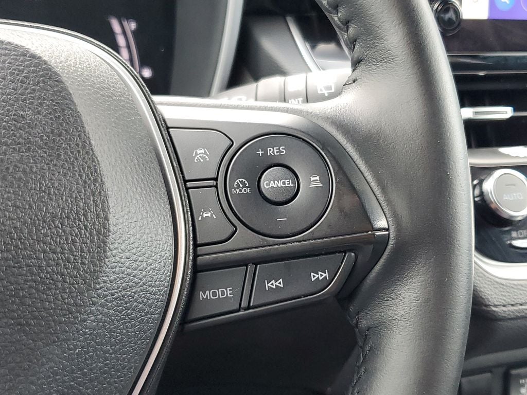 2023 Toyota Corolla Cross Hybrid XSE