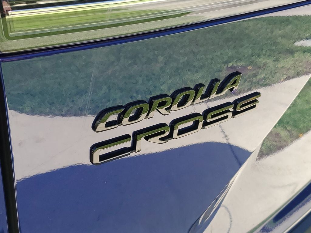 2023 Toyota Corolla Cross Hybrid XSE