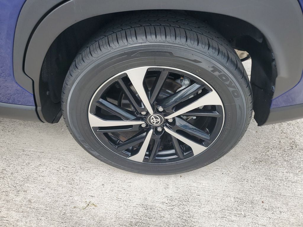 2023 Toyota Corolla Cross Hybrid XSE