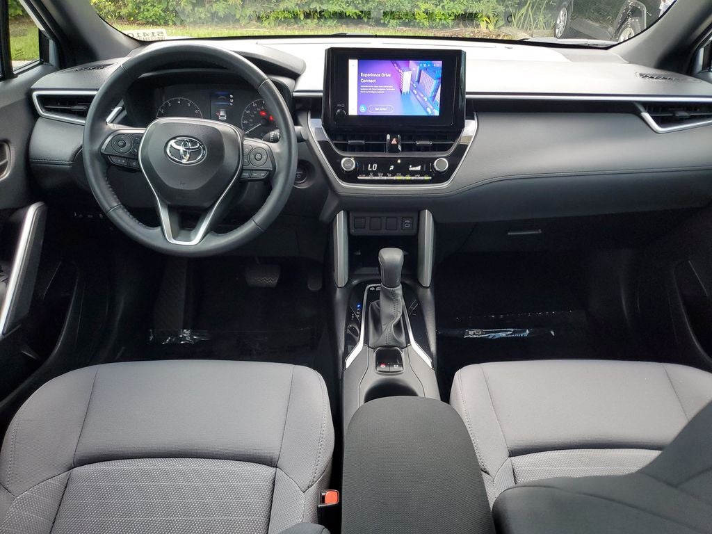 2024 Toyota Corolla Cross Hybrid SE