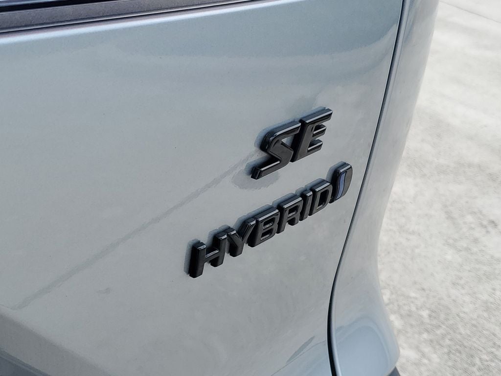 2024 Toyota Corolla Cross Hybrid SE