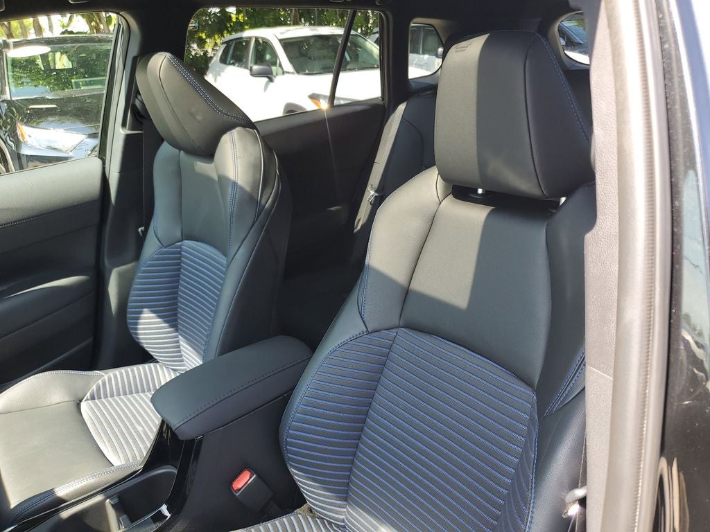 2023 Toyota Corolla Cross Hybrid XSE