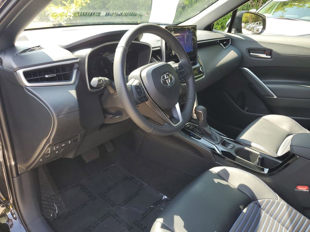 2023 Toyota Corolla Cross Hybrid XSE