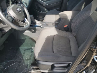2023 Toyota Corolla Cross Hybrid SE