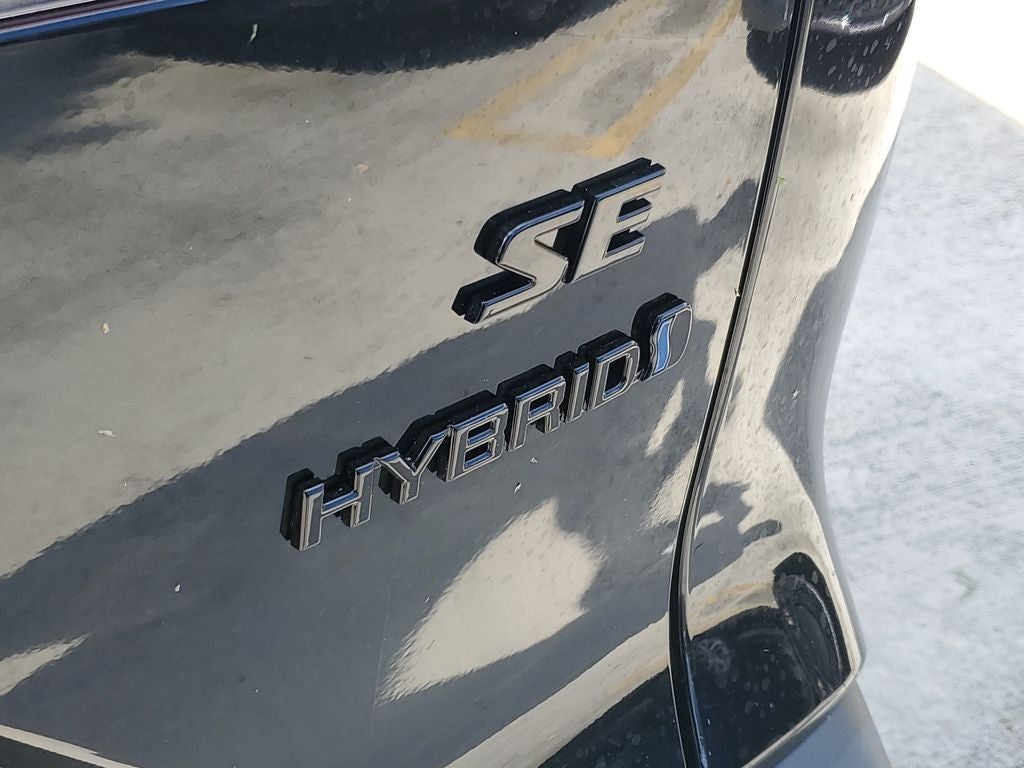 2023 Toyota Corolla Cross Hybrid SE