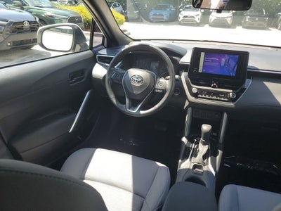 2023 Toyota Corolla Cross Hybrid SE