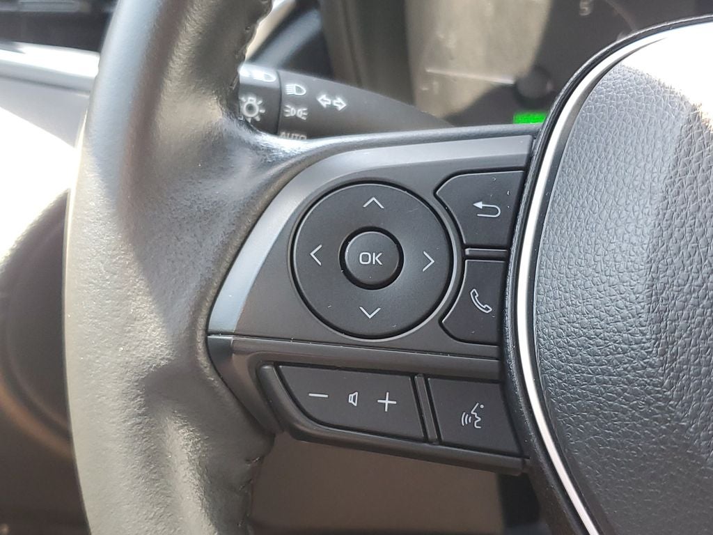2023 Toyota Corolla Cross Hybrid SE