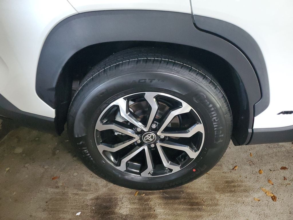 2023 Toyota Corolla Cross Hybrid SE