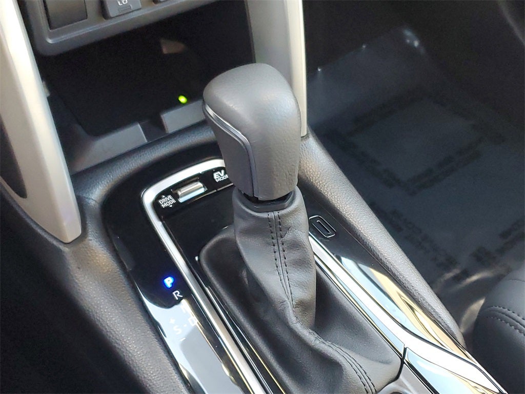 2024 Toyota Corolla Cross Hybrid XSE