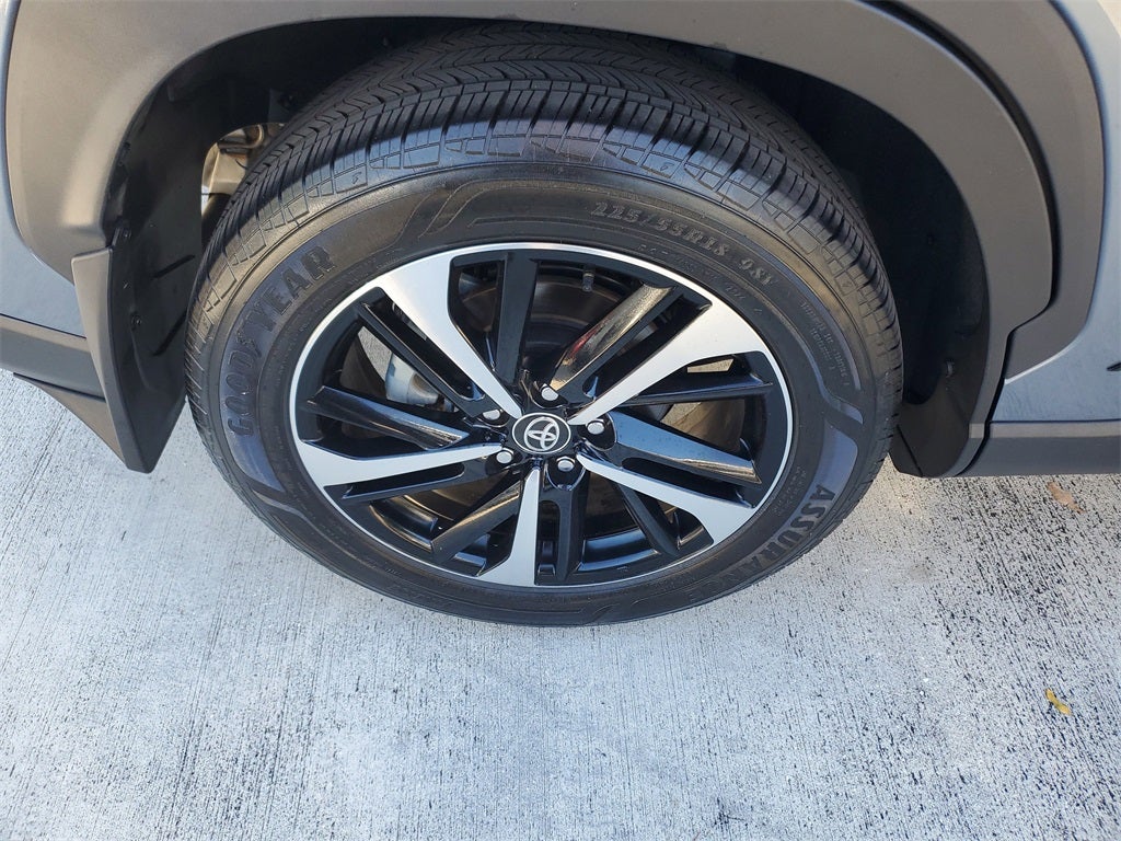 2024 Toyota Corolla Cross Hybrid XSE