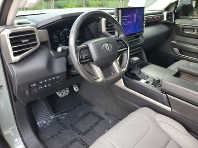 2024 Toyota Sequoia SR5