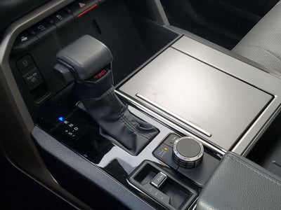 2024 Toyota Sequoia SR5