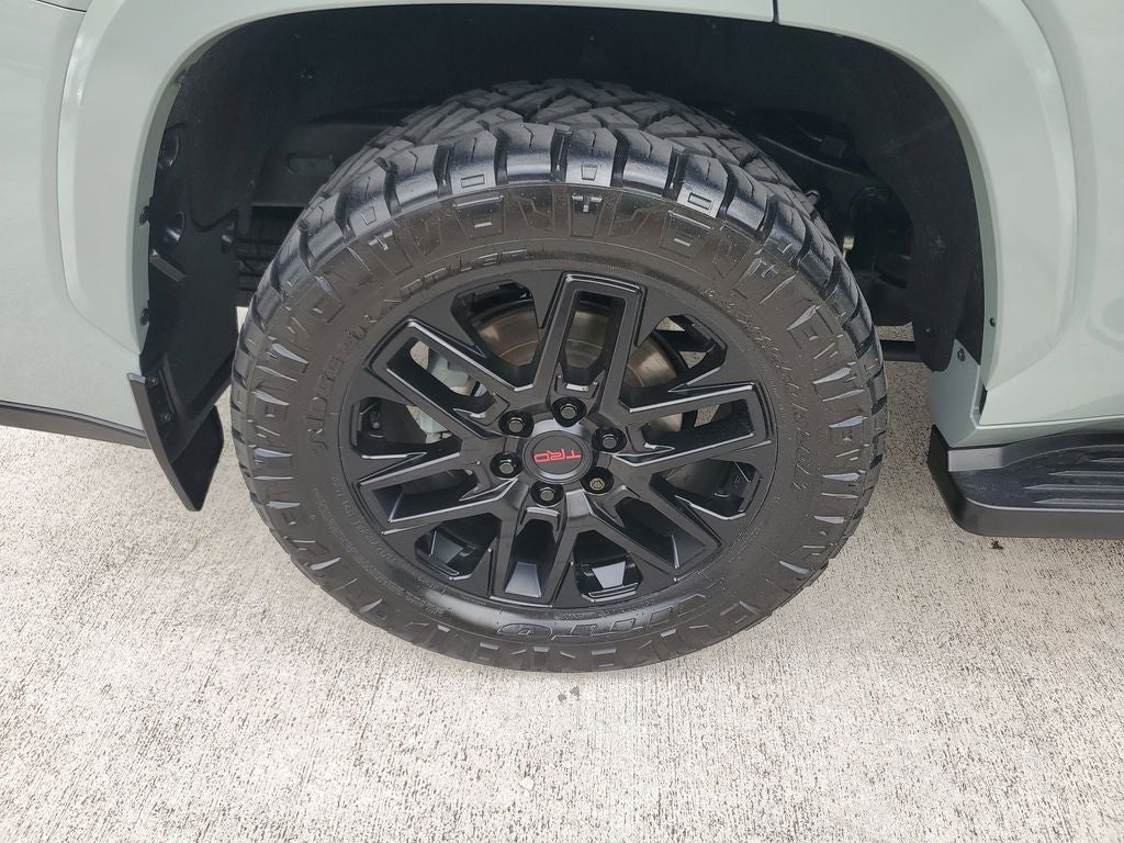 2024 Toyota Sequoia SR5