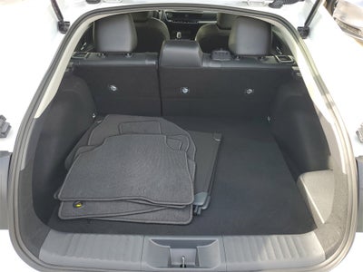 2025 Toyota Prius XLE