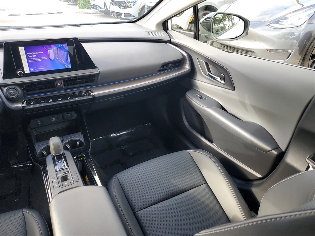 2025 Toyota Prius XLE