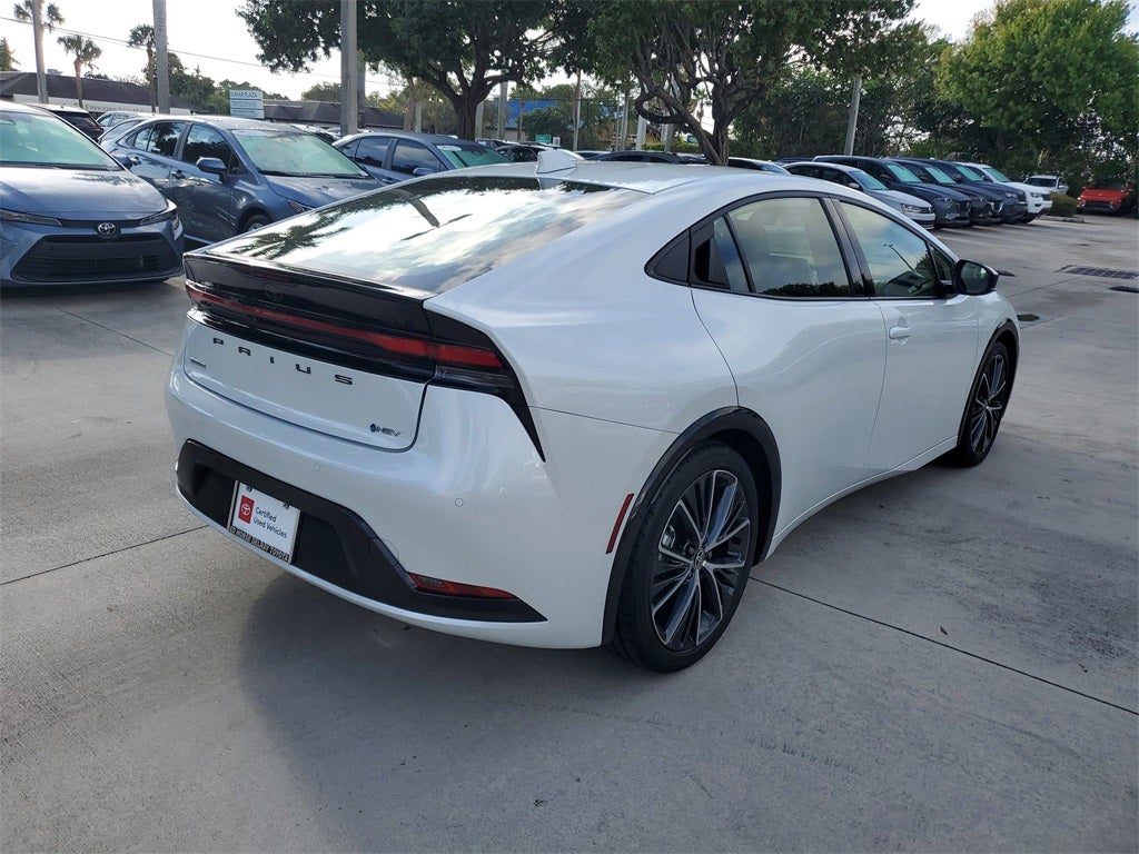 2025 Toyota Prius XLE