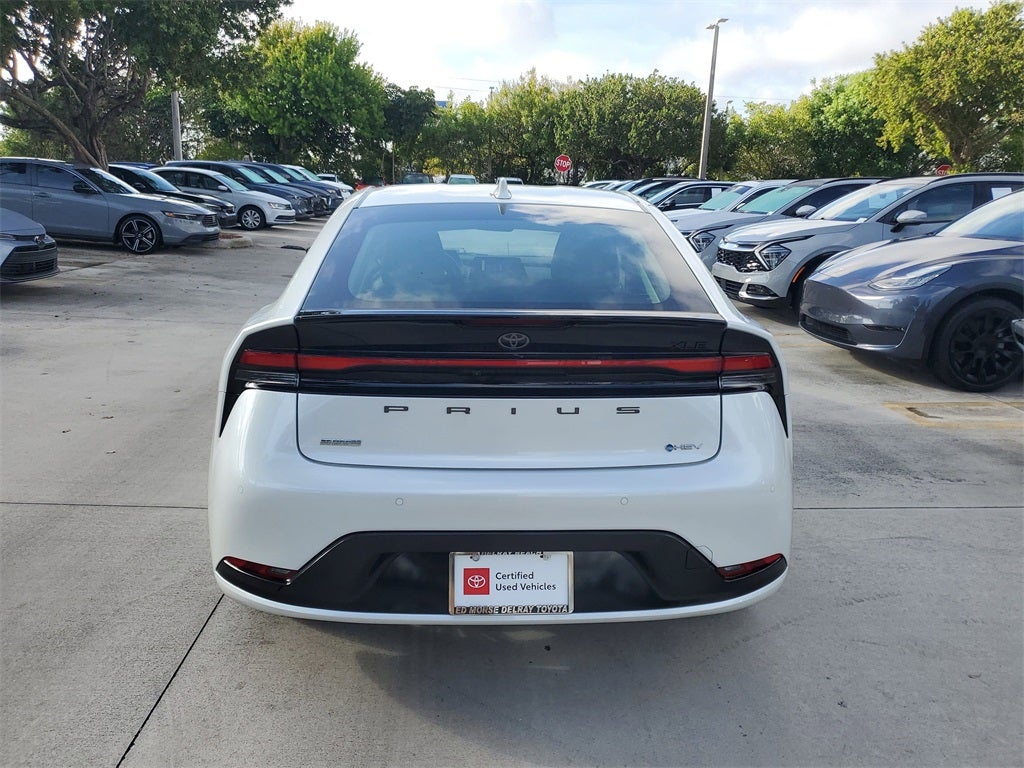 2025 Toyota Prius XLE