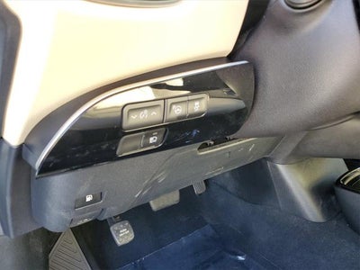 2022 Toyota Prius XLE