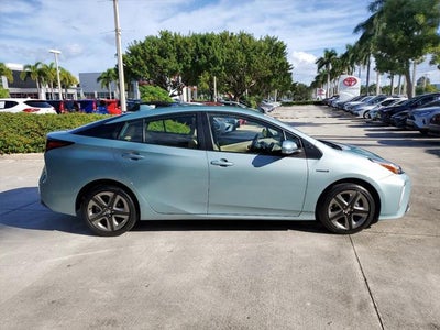 2022 Toyota Prius XLE