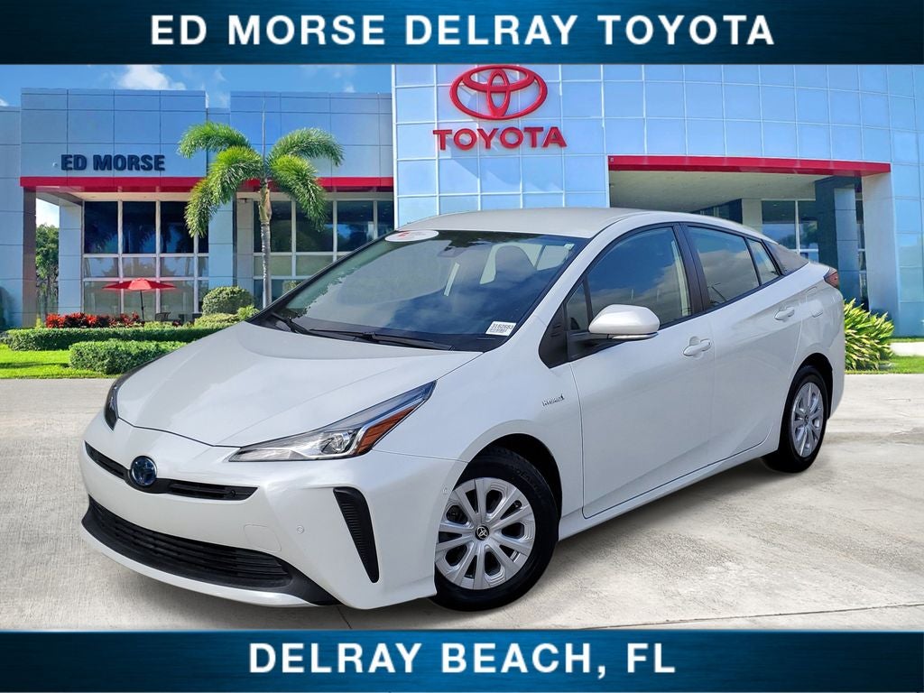 2022 Toyota Prius LE