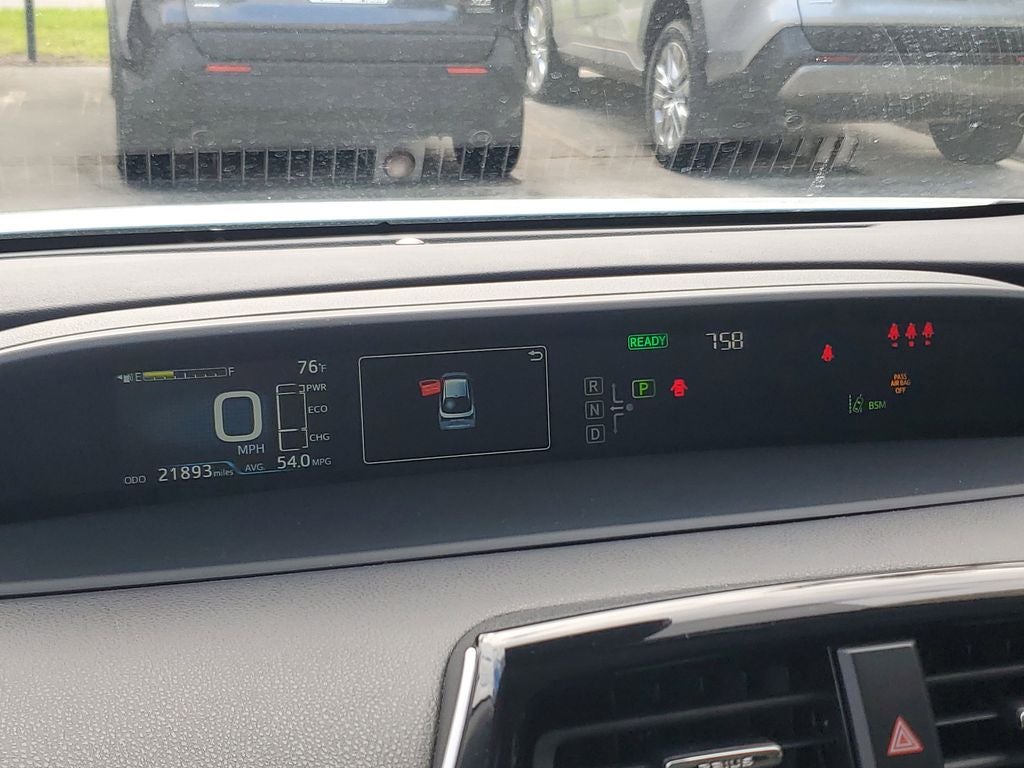 2022 Toyota Prius LE