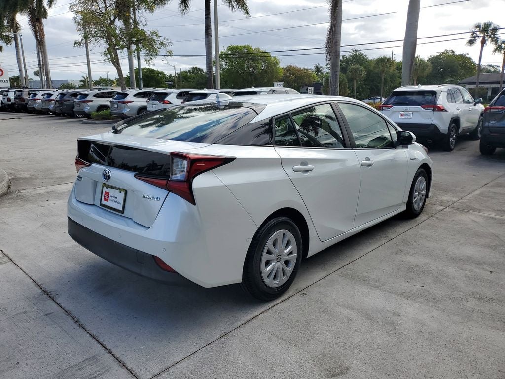 2022 Toyota Prius LE