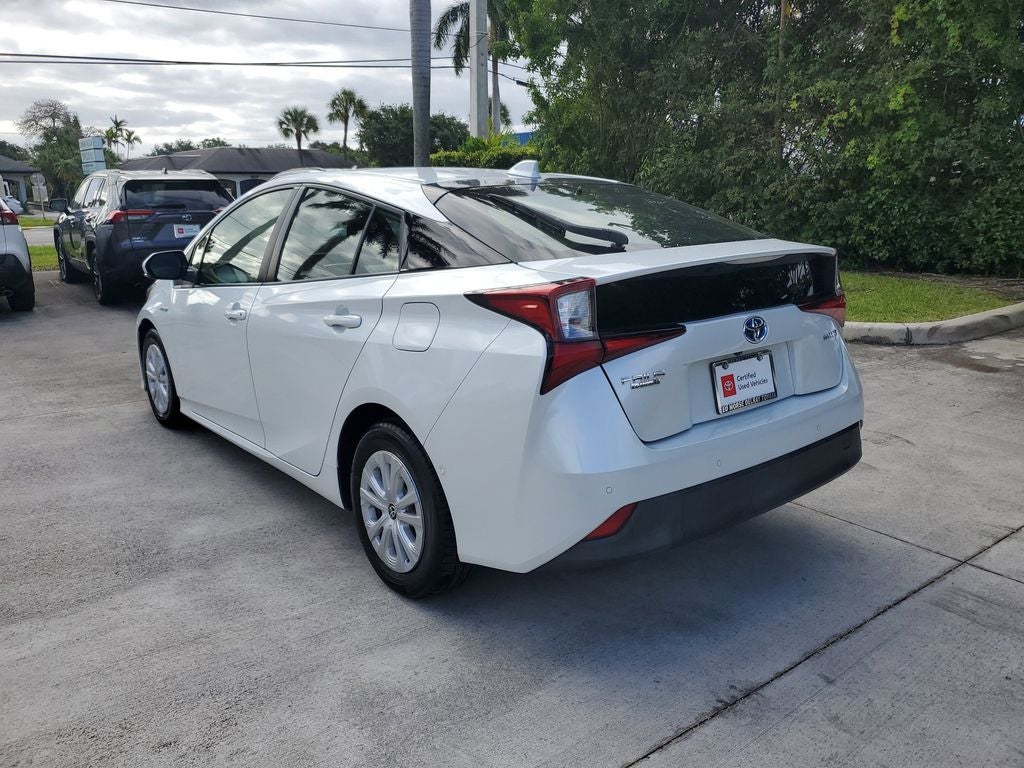2022 Toyota Prius LE