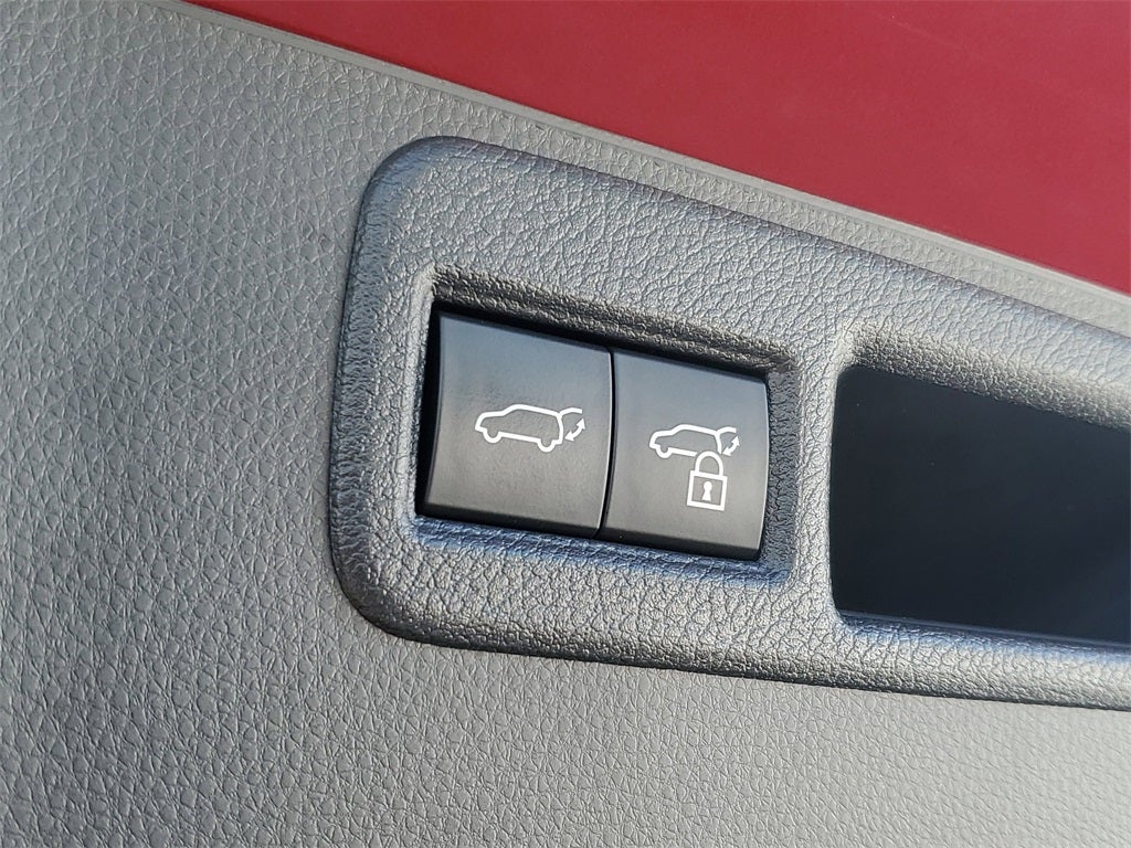 2023 Toyota Venza Nightshade