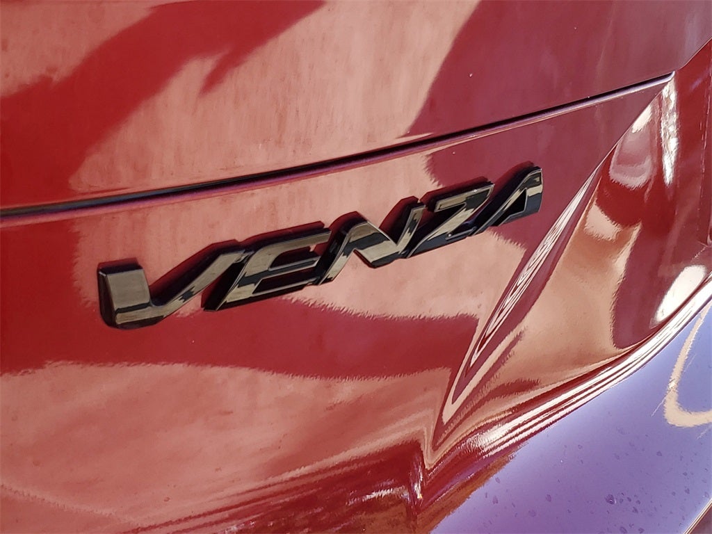 2023 Toyota Venza Nightshade