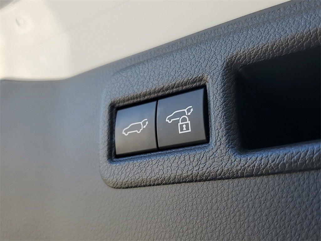 2023 Toyota Venza XLE