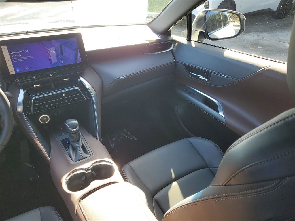 2023 Toyota Venza XLE