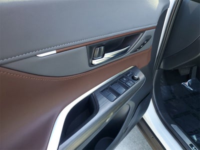 2023 Toyota Venza XLE