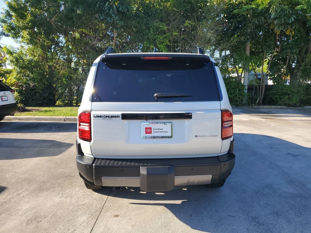 2025 Toyota Land Cruiser Base