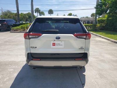 2022 Toyota RAV4 Hybrid SE