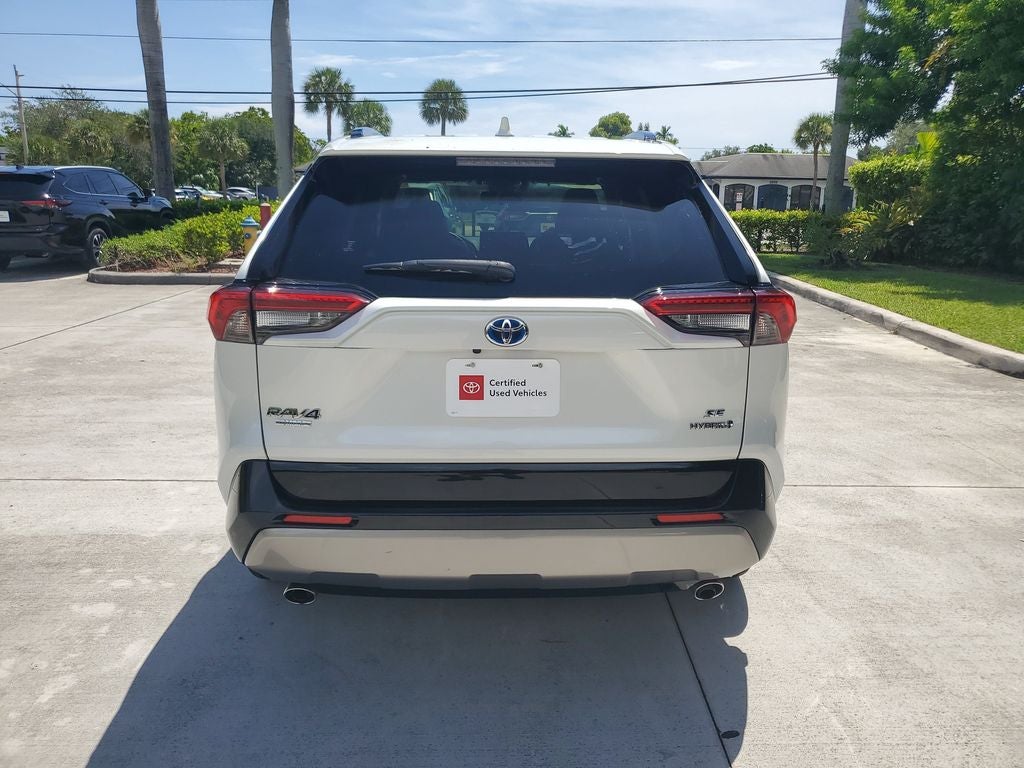 2022 Toyota RAV4 Hybrid SE