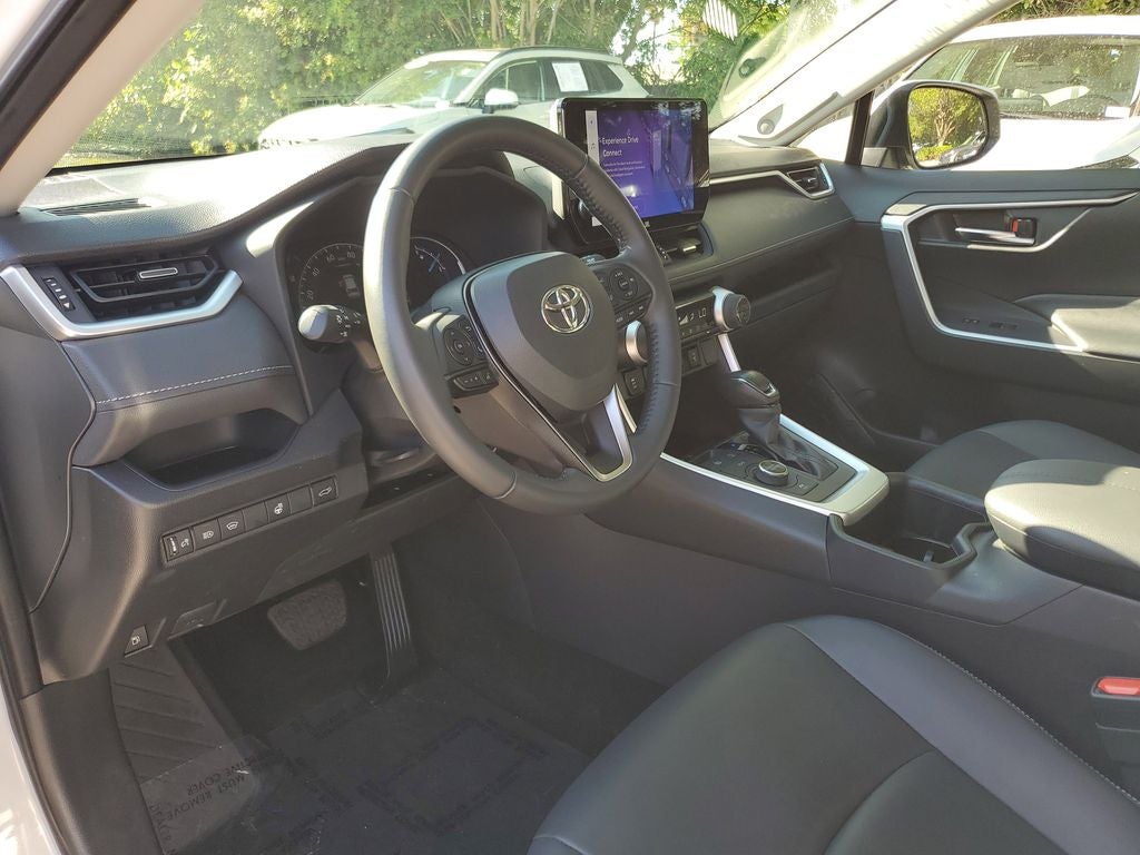 2025 Toyota RAV4 Hybrid XLE Premium