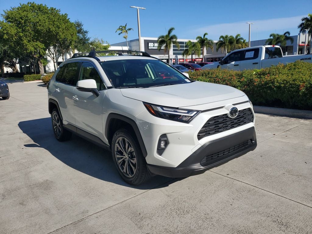 2025 Toyota RAV4 Hybrid XLE Premium