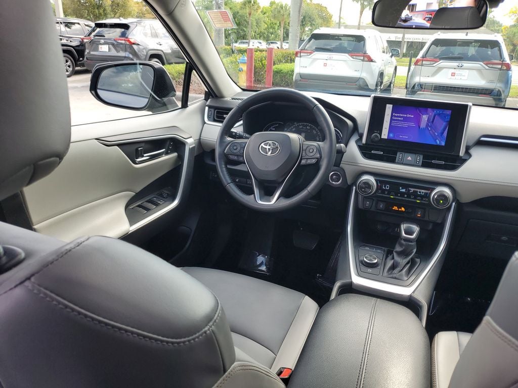 2023 Toyota RAV4 Hybrid XLE Premium