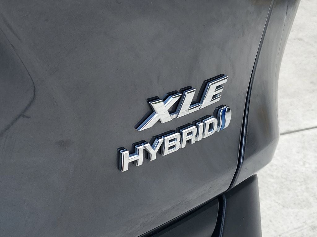 2023 Toyota RAV4 Hybrid XLE Premium