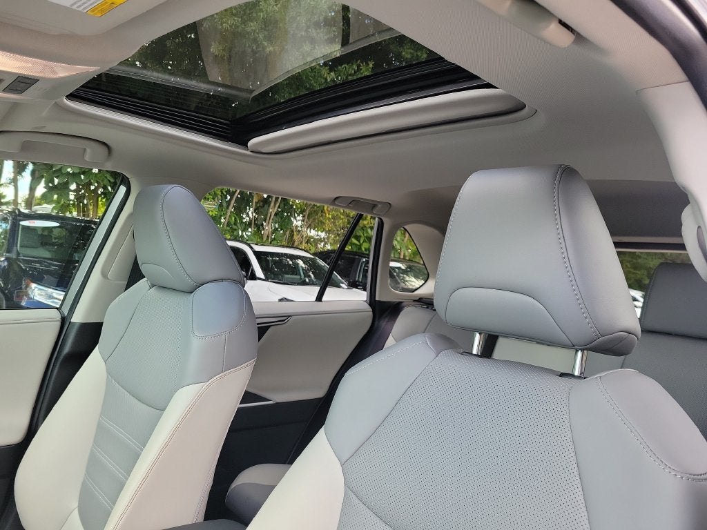 2023 Toyota RAV4 Hybrid Limited