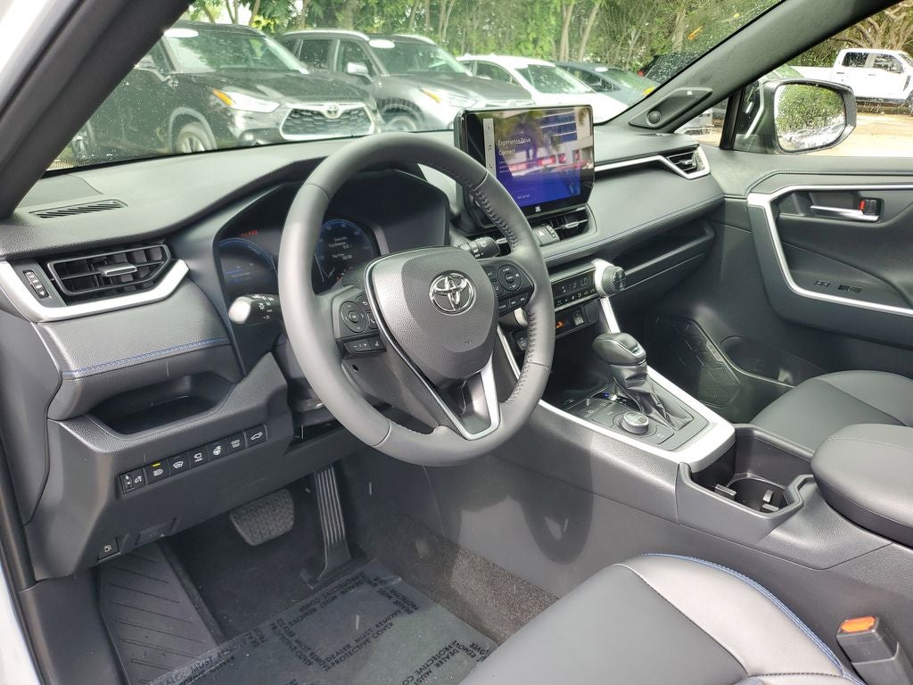 2024 Toyota RAV4 Hybrid XSE